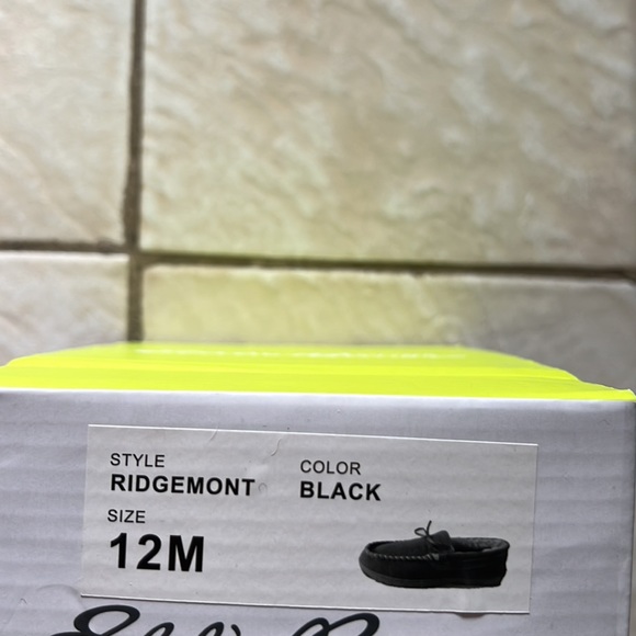 Men’s slippers - Picture 2 of 4